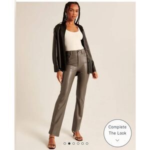 Abercrombie & Fitch Women's Vegan Leather 90s Straight Pants Size 28 6